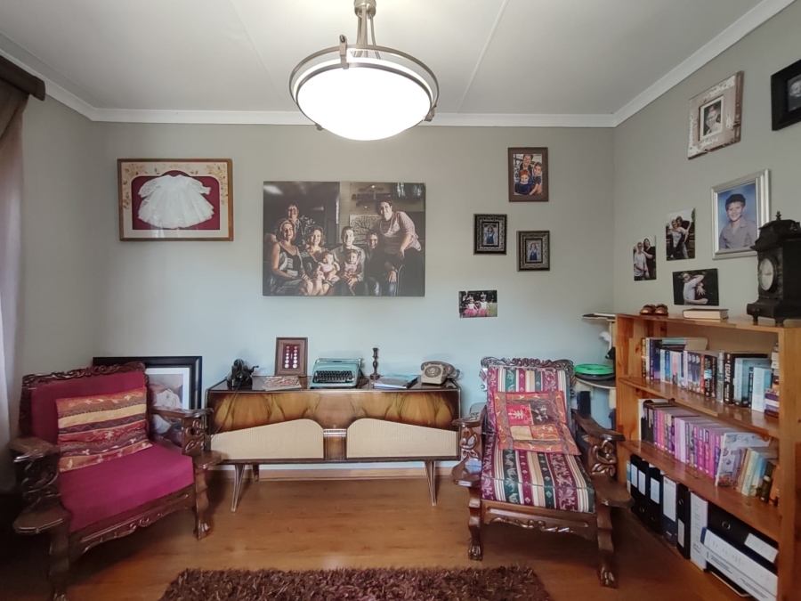 5 Bedroom Property for Sale in Stilfontein Ext 4 North West